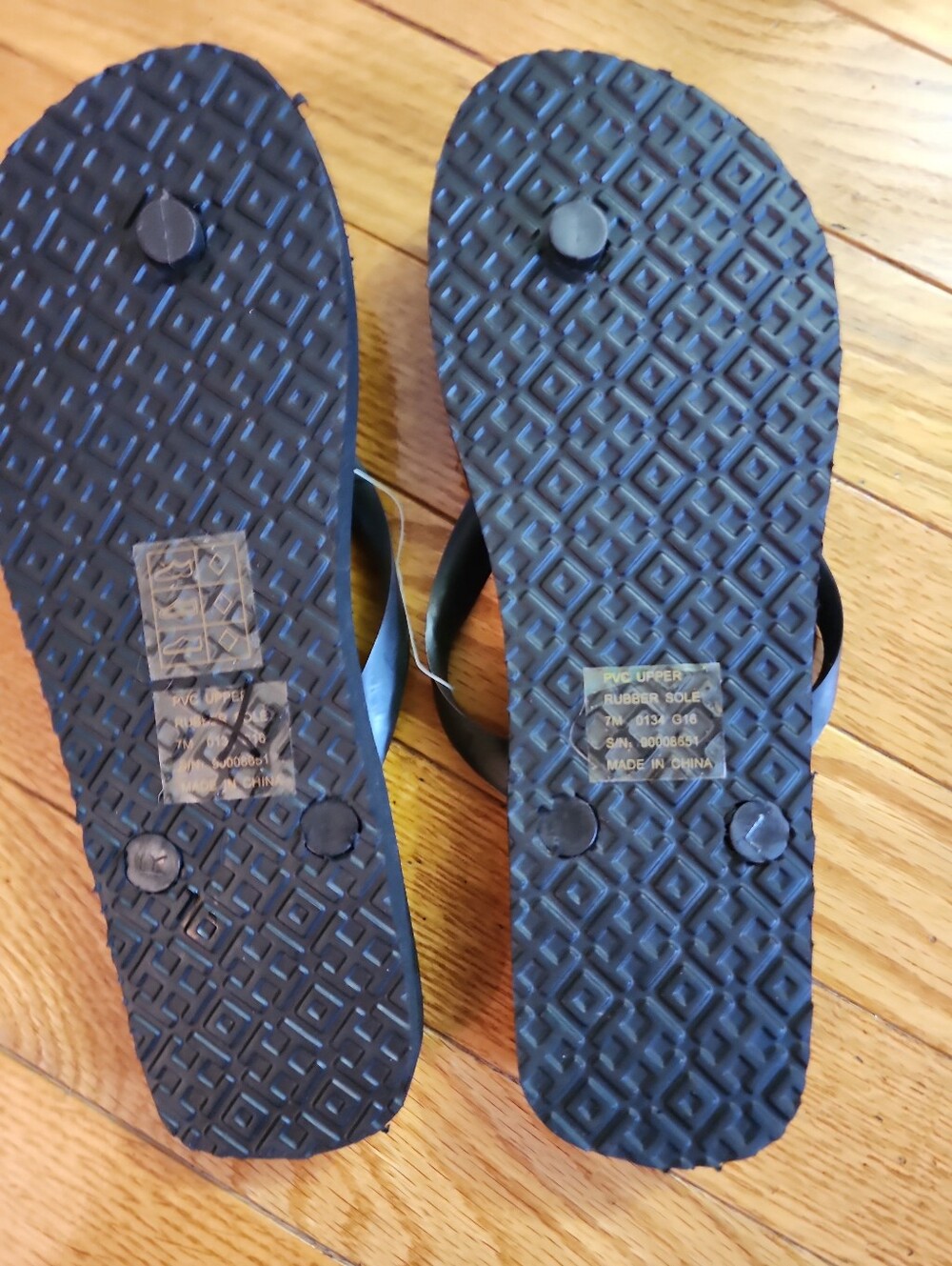 Tory Burch Women's Brown With  Leopard-Print Footbed Flip Flops with Gold Logo - Picture 8 of 8